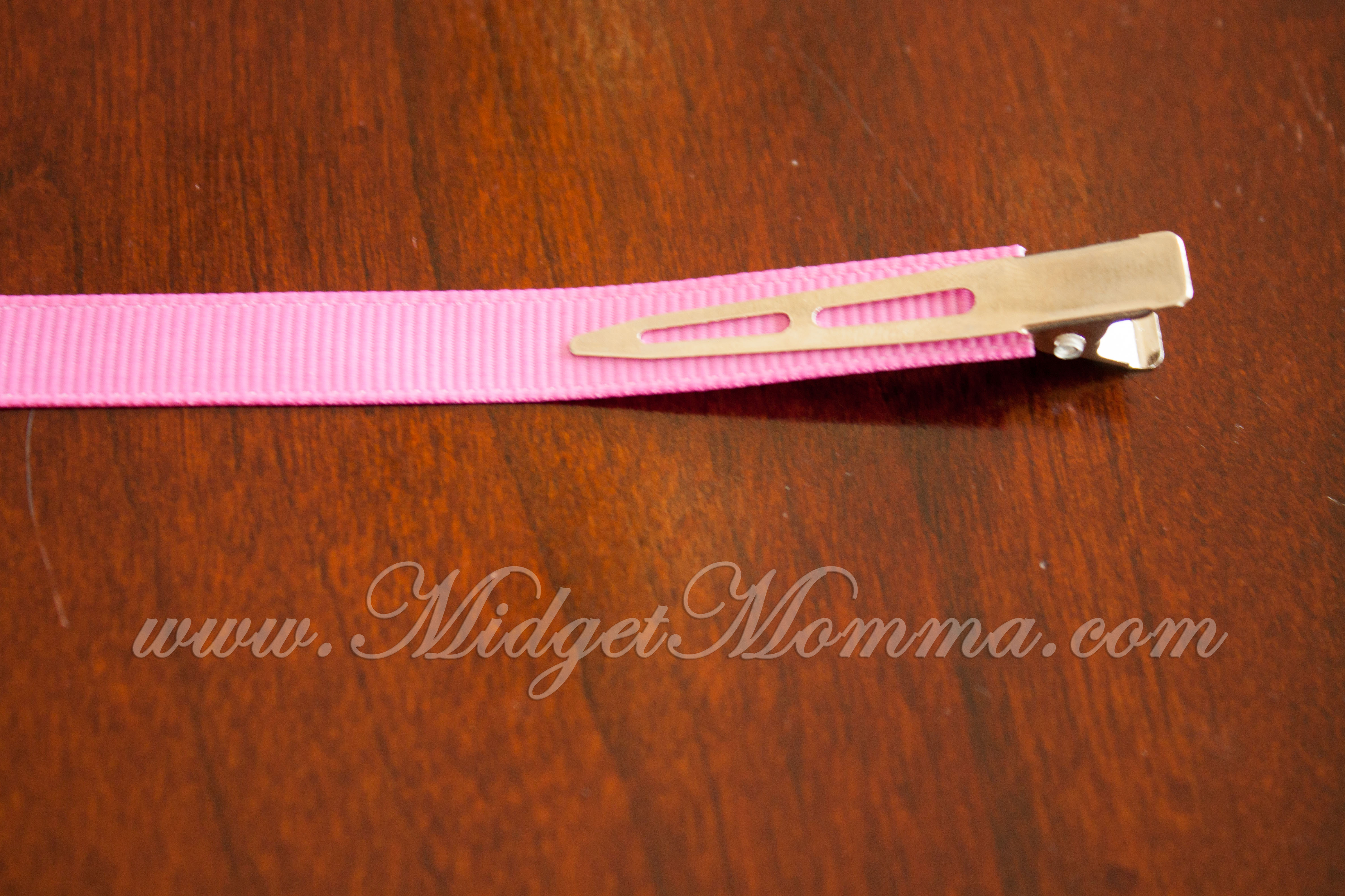 How to make a Minnie Mouse Hair Bow