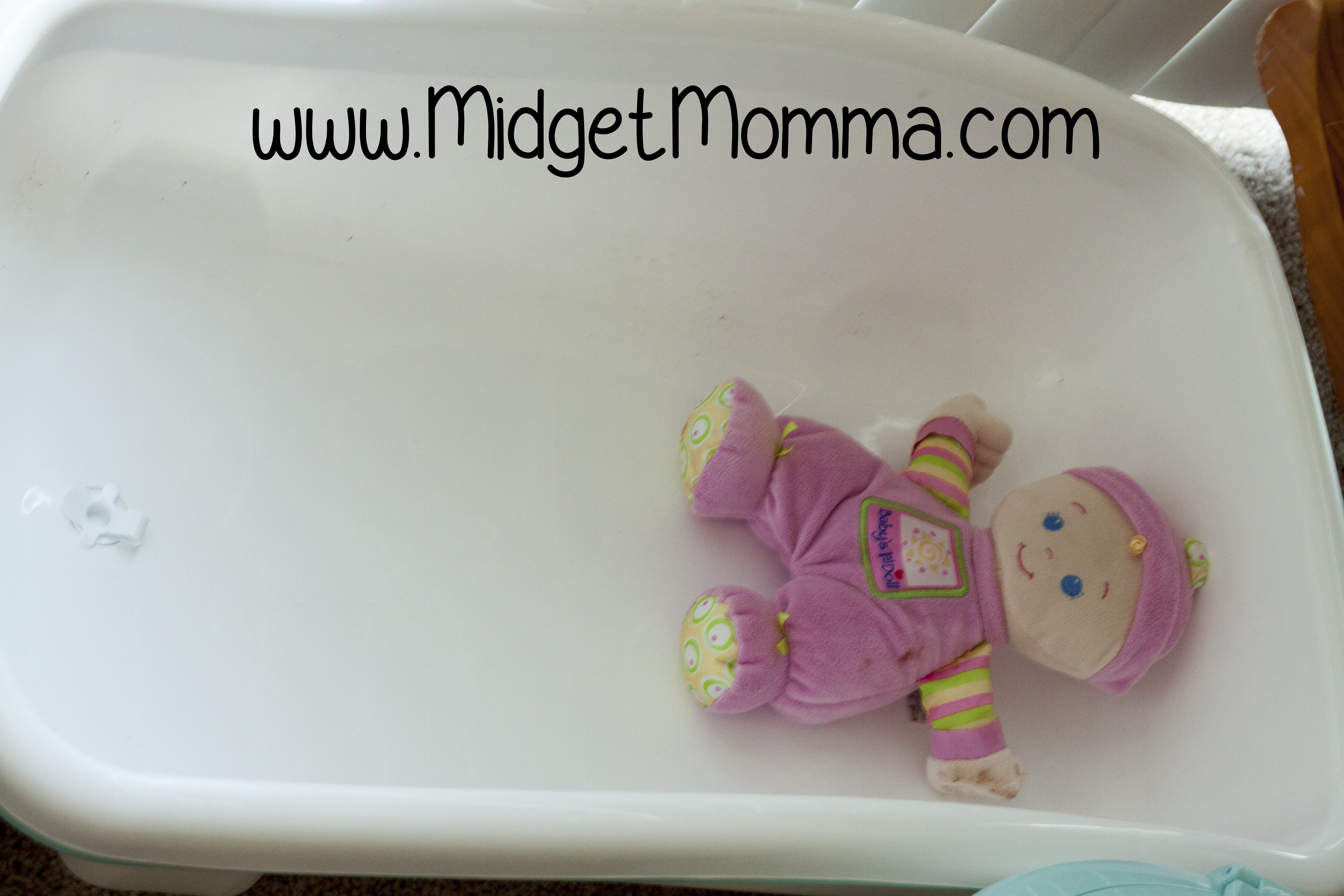 Splish Splash Its Time For Babies Bath with comfy cozy tub & towel