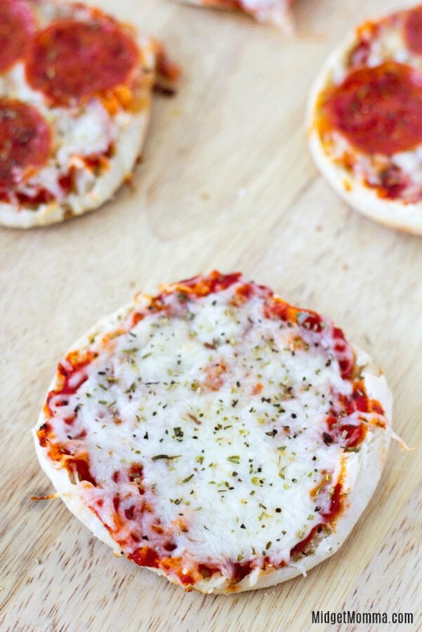 English Muffin Pizzas 