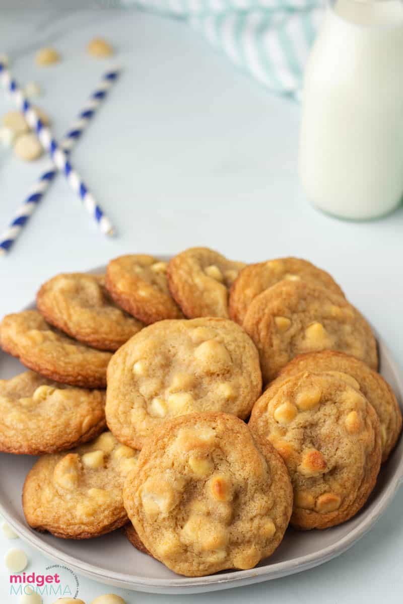 White Chocolate Macadamia Nut Cookies