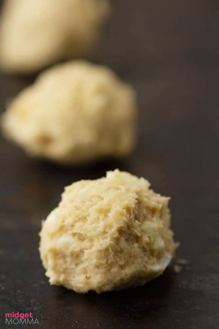 White Chocolate Macadamia Nut Cookies • MidgetMomma
