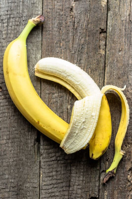How to Freeze Bananas (Whole, Sliced and Mashed!)