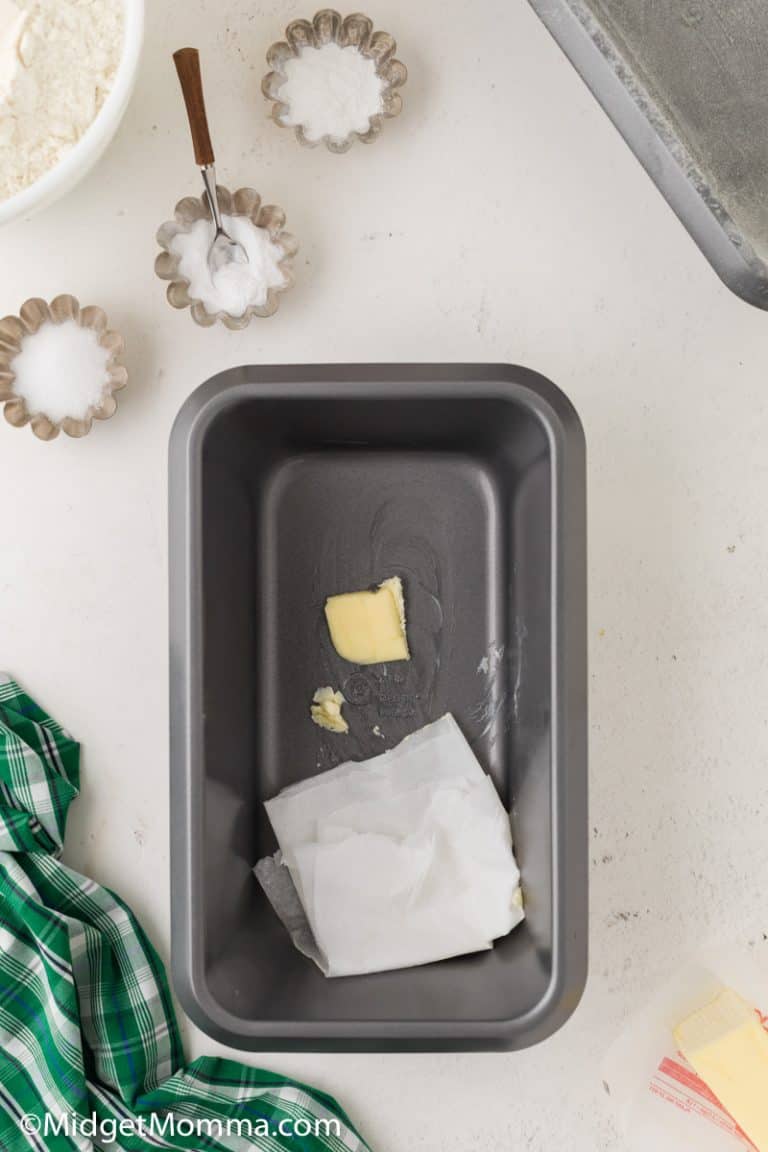 Walnut Zucchini Bread Recipe • MidgetMomma