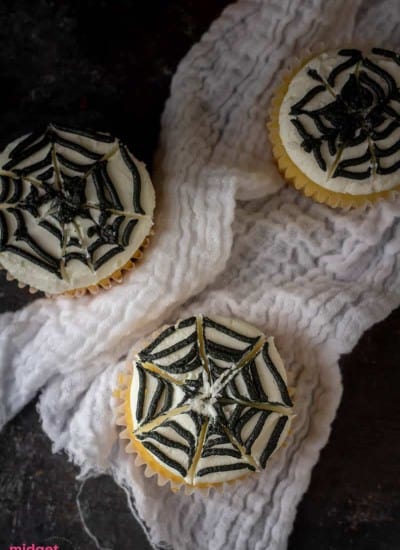 spider web cupcakes