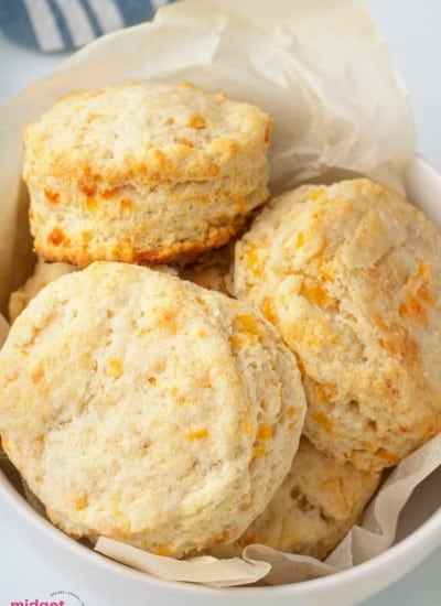 Garlic Cheddar Biscuits