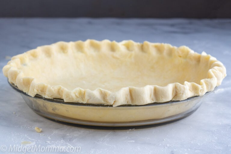 How to Make a Pie Crust (Homemade Pie Crust Directions)