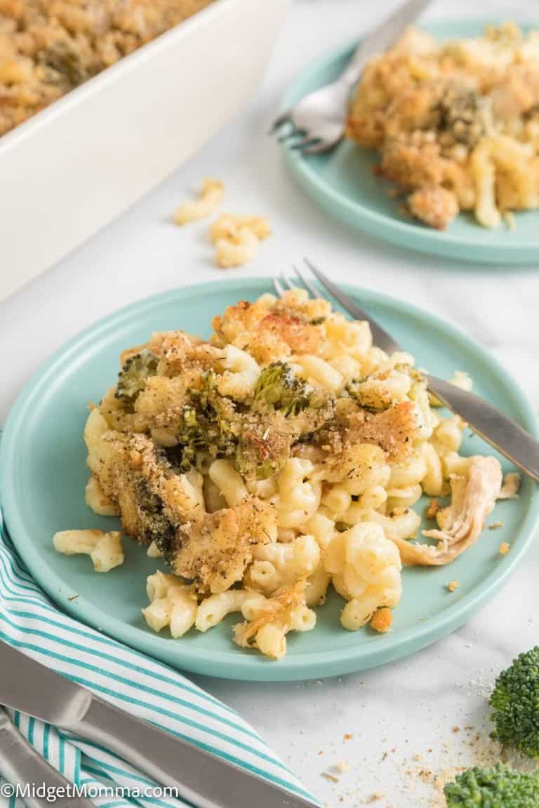 Chicken and Broccoli Baked Macaroni and Cheese