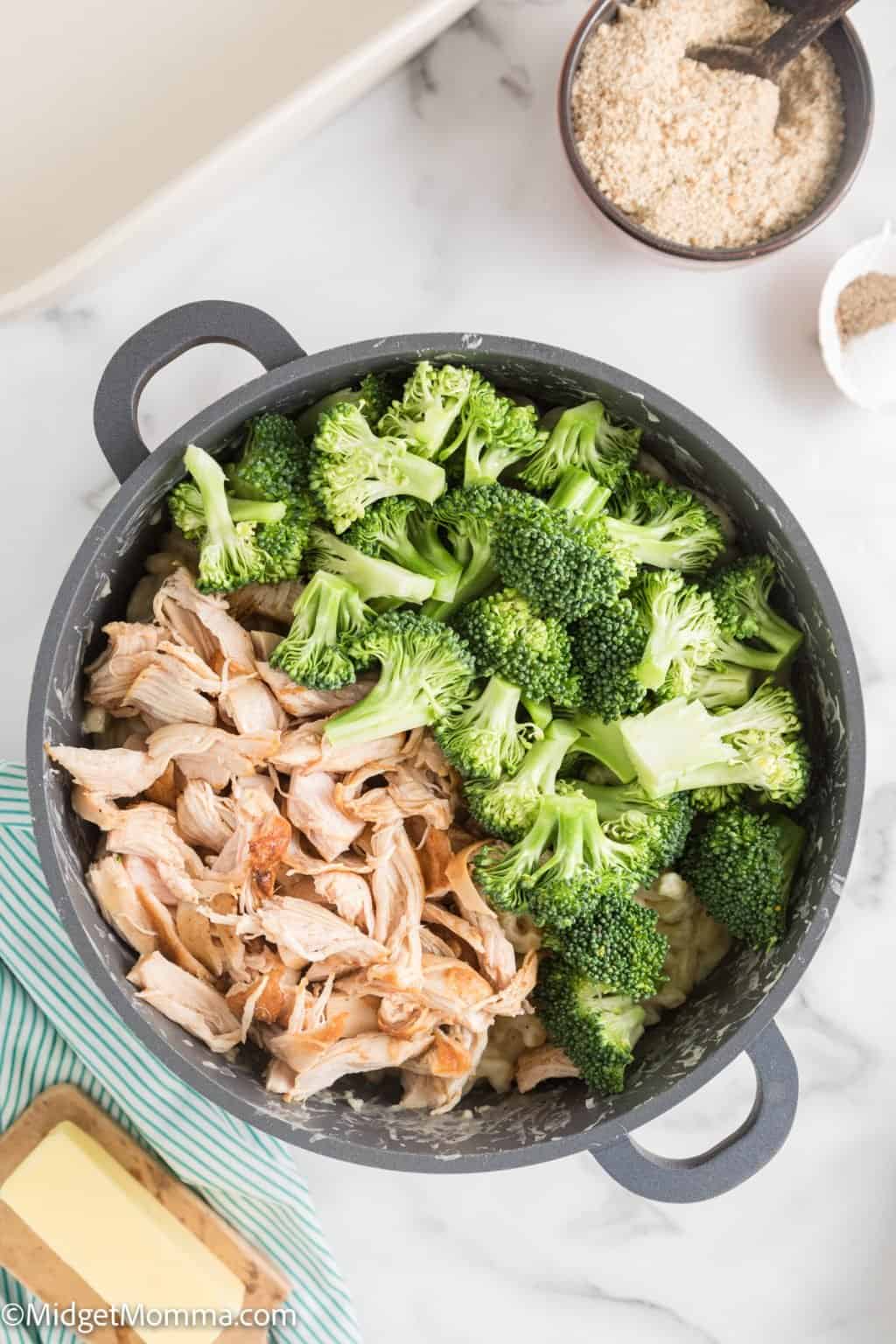 Chicken and Broccoli Baked Macaroni and Cheese