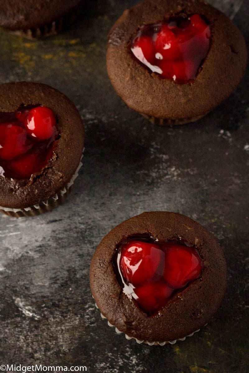 chocolate cherry cupcakes