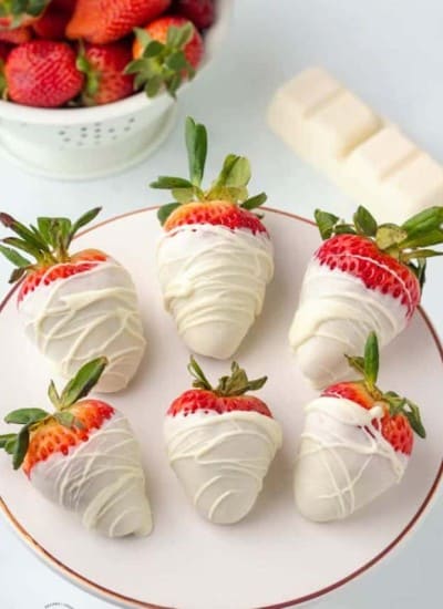 cropped-white-chocolate-covered-strawberries-12-1.jpg