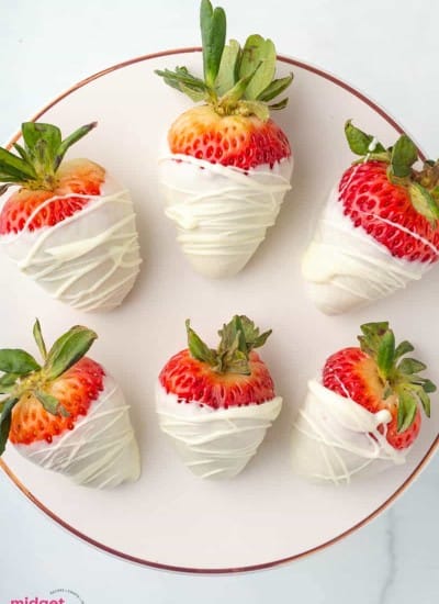White Chocolate Covered Strawberries close up photo