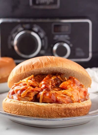 Slow Cooker Barbecue Pulled Chicken