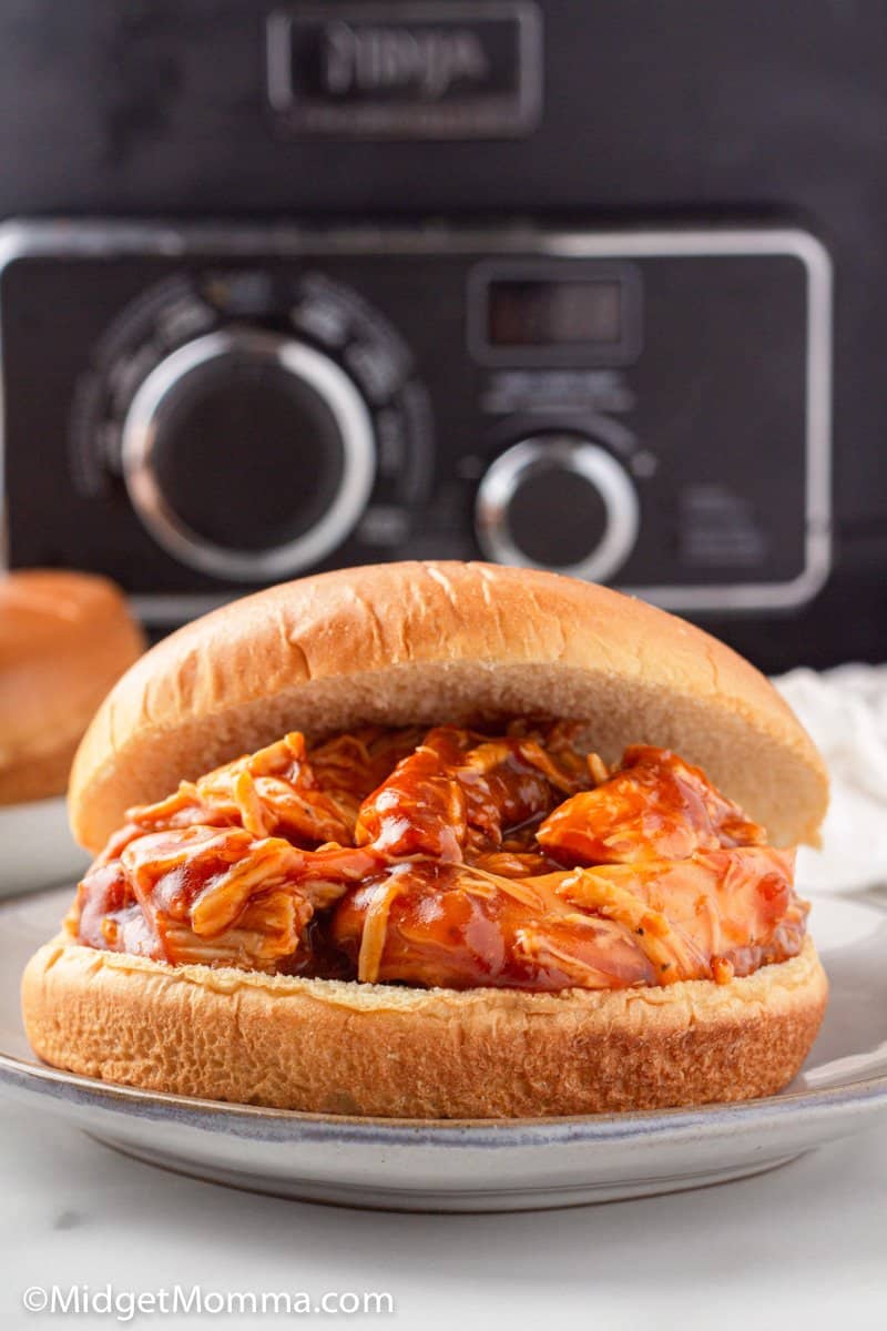 Slow Cooker Barbecue Pulled Chicken