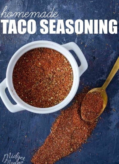 This easy homemade Taco seasoning is the perfect way to spice up your chicken or beef when making tacos. This is THE BEST homemade taco seasoning! Once you make this homemade Taco Seasoning you will never buy the store bought taco seasoning again! #Taco #Chicken #Beef #TacoSeasoning #HomemadeTaco #HomemadeSesoning