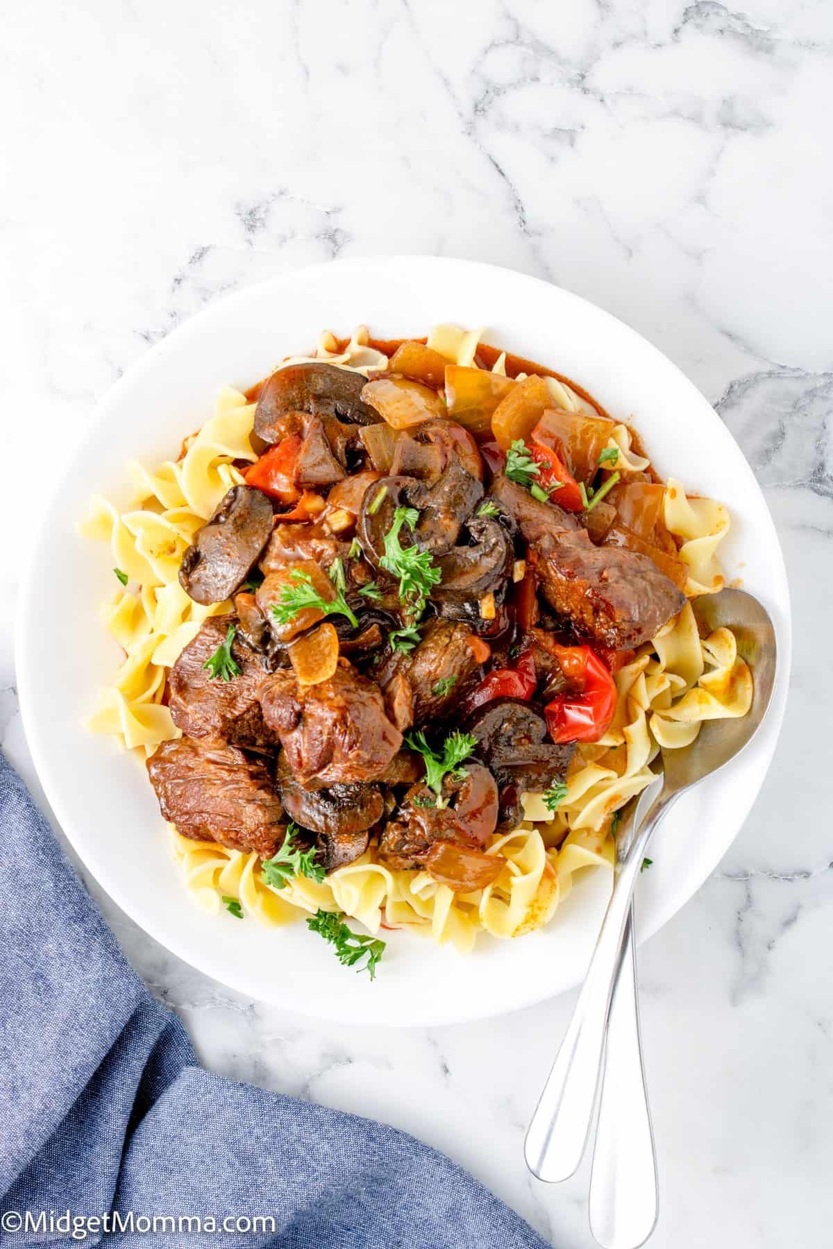 Slow Cooker Hungarian Goulash