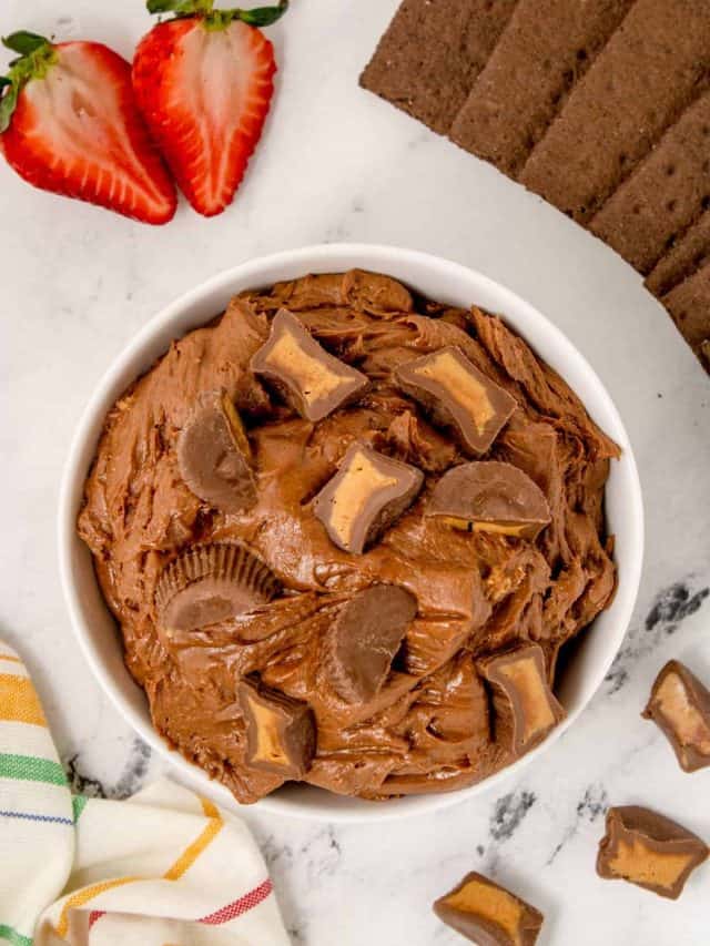 Peanut Butter Cup Dip Recipe • MidgetMomma