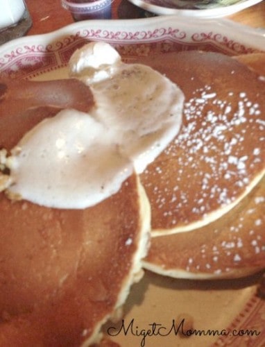 pancakes at sugar and spice in killington vermont