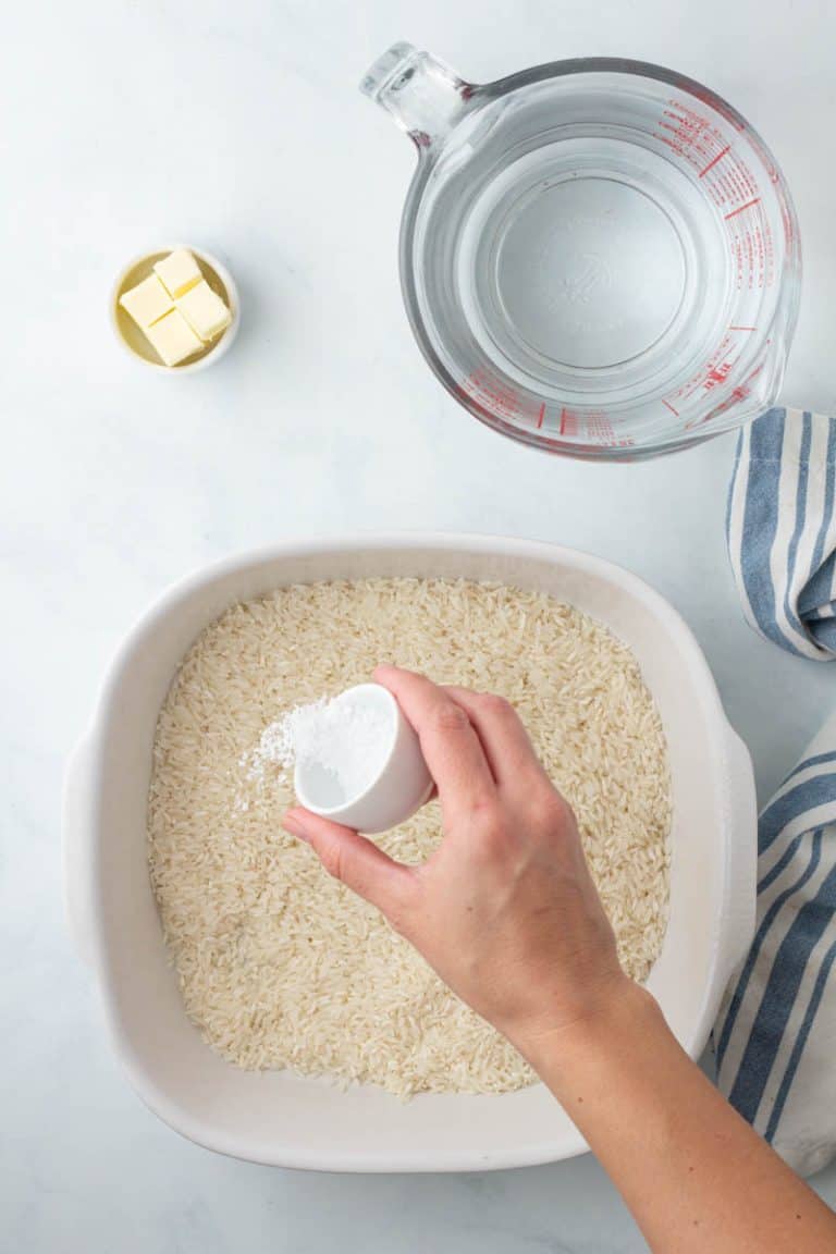 How to make rice in the oven (NO FAIL Easy Oven Baked Rice)