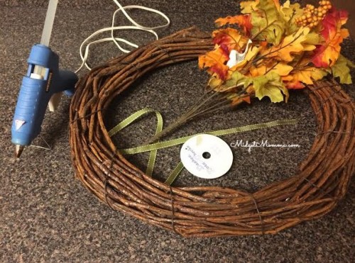 Easy DIY Fall Leaves Wreath