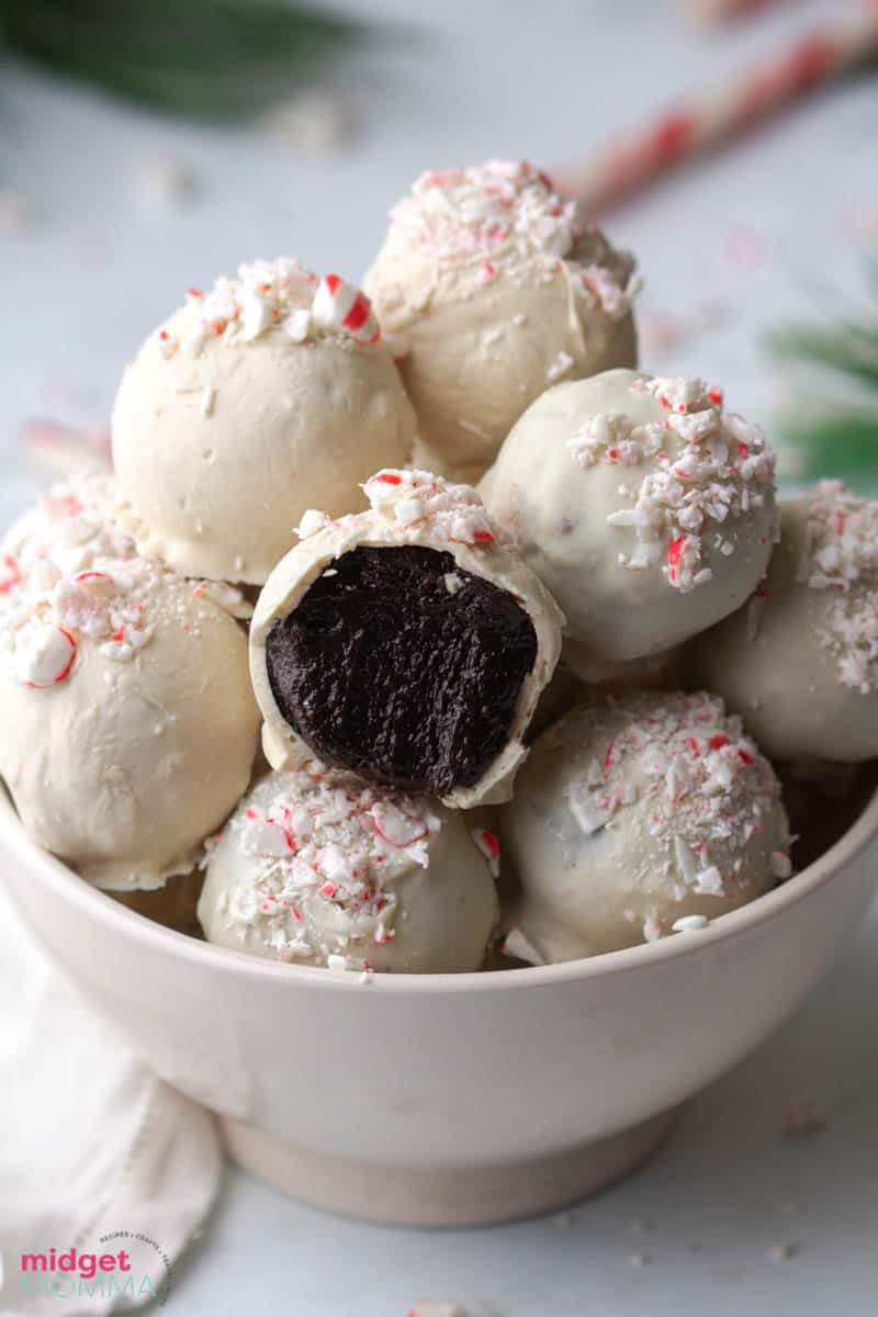 Peppermint Oreo Truffles