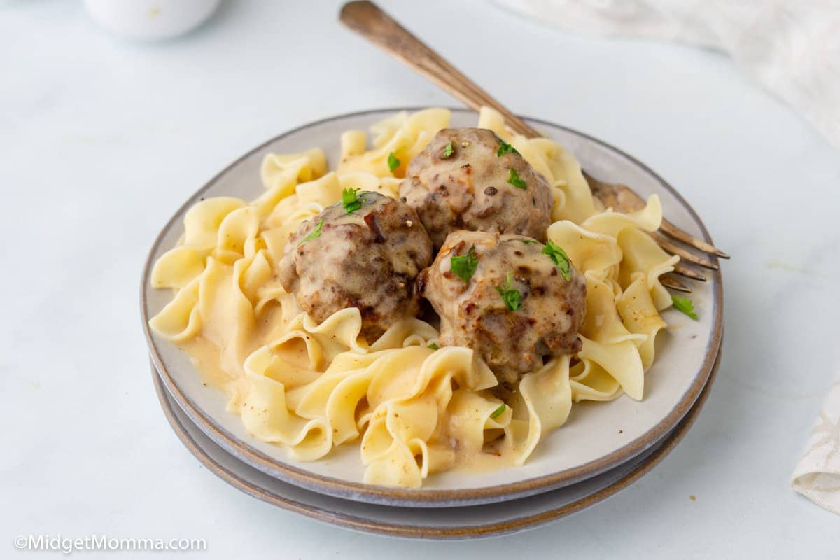 Easy Swedish Meatballs Recipe (With Homemade Sauce)