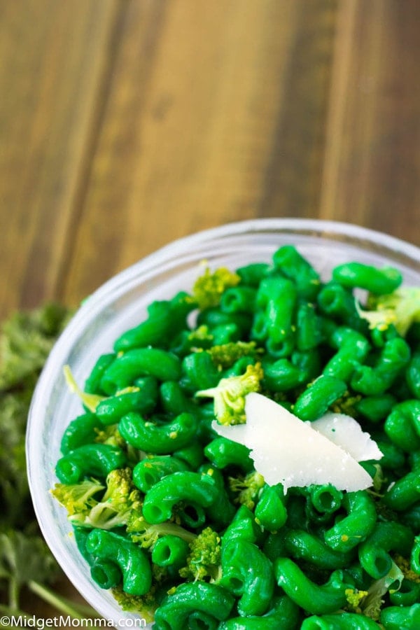 Green Pasta for St Patrick's Day