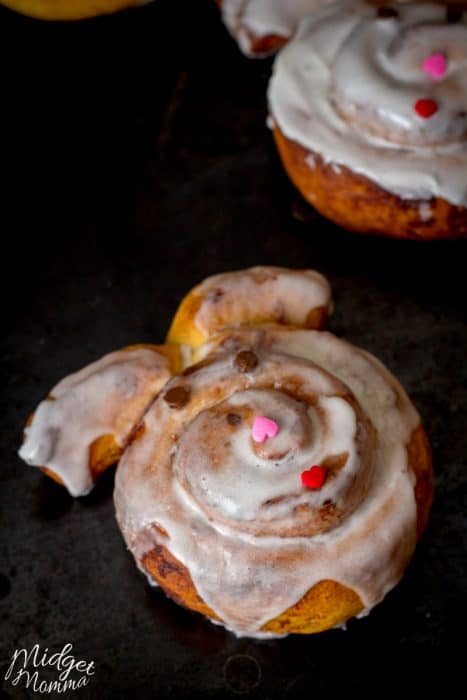 Cinnabunnies - Easy Easter Bunny Cinnamon Rolls