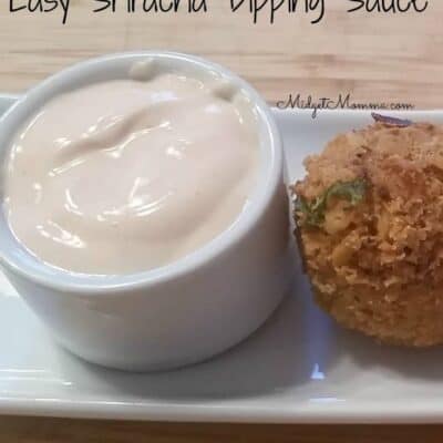 Easy Sriracha Dipping Sauce Recipe. This is easy to make and is an awesome dipping recipe for falafel and many other things.