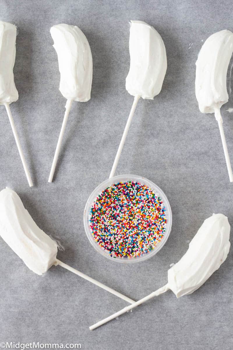 Frozen Yogurt Banana Pops with sprinkles