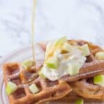 apple cinnamon waffles