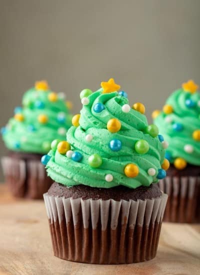 Christmas tree cupcakes