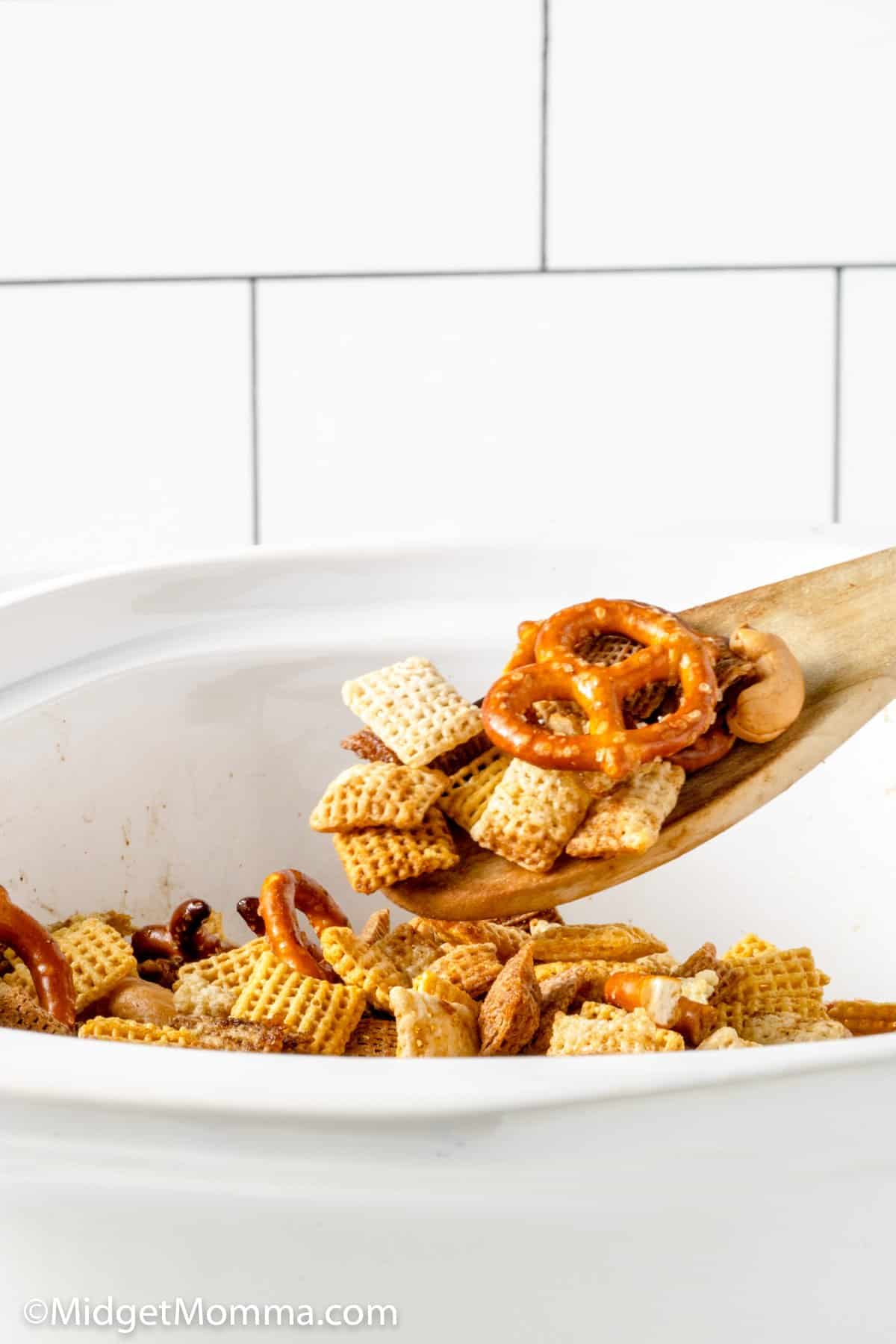 a spoonful of slow cooker chex mix