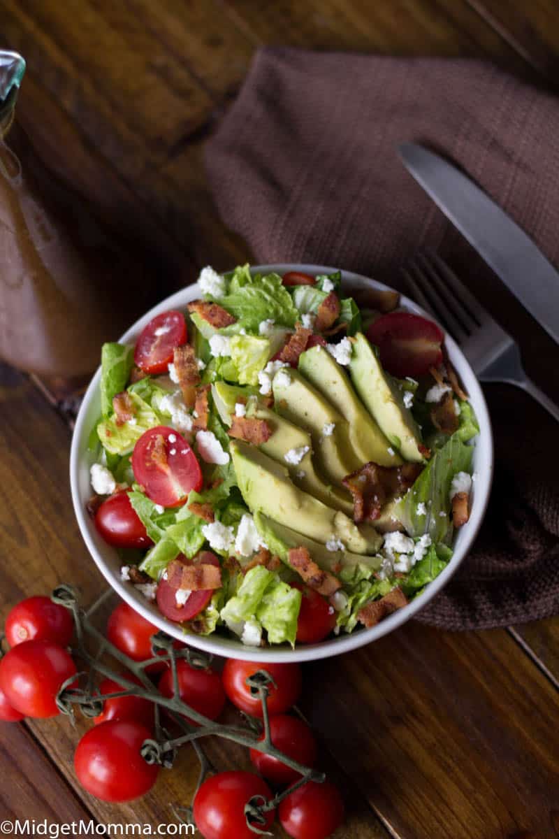 This fresh made Avocado BLT Salad is easy to make and the perfect summer salad recipe. The traditional bacon lettuce and tomato sandwich with a twist and turned into one amazing fresh salad! in a bowl