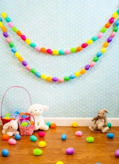 DIY Easter Egg Garland