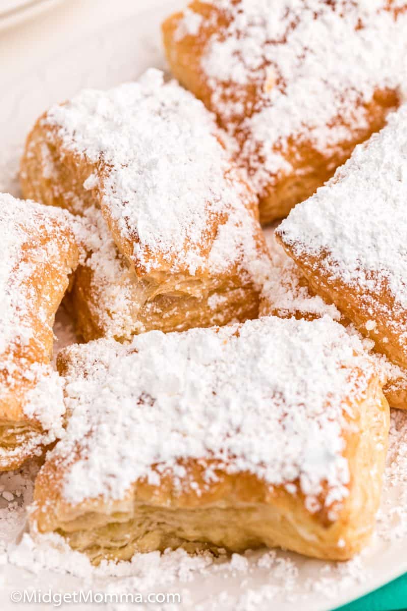 Easy New Orleans-Style Beignets Recipe