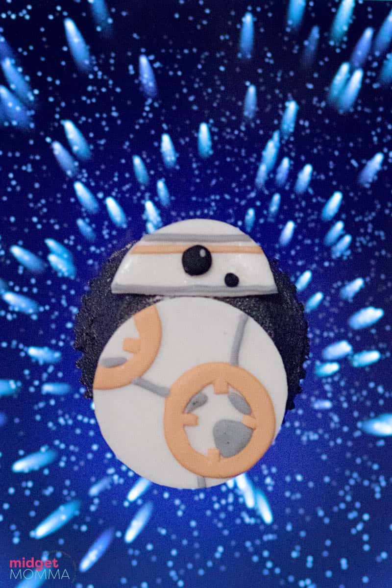 Star Wars BB8 Oven Mitt - Roll With It