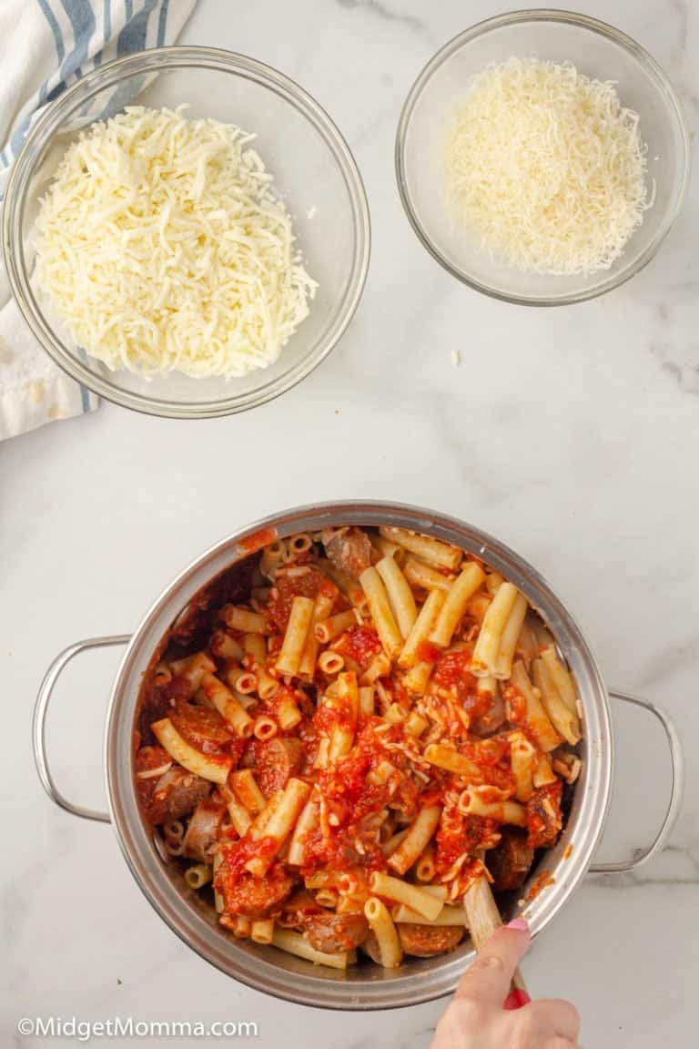 Easy, Cheesy Sausage Baked Ziti Recipe