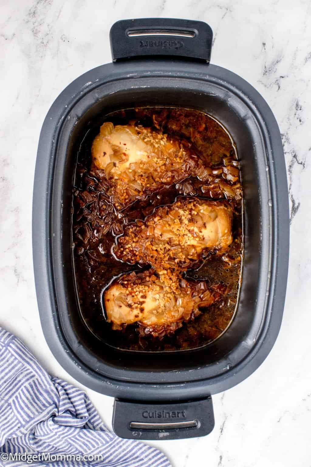 Slow Cooker Honey Garlic Chicken Recipe • MidgetMomma
