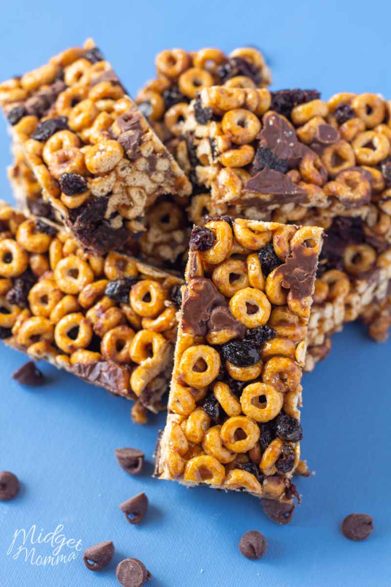 Chocolate Chip Cheerio Cereal Bars