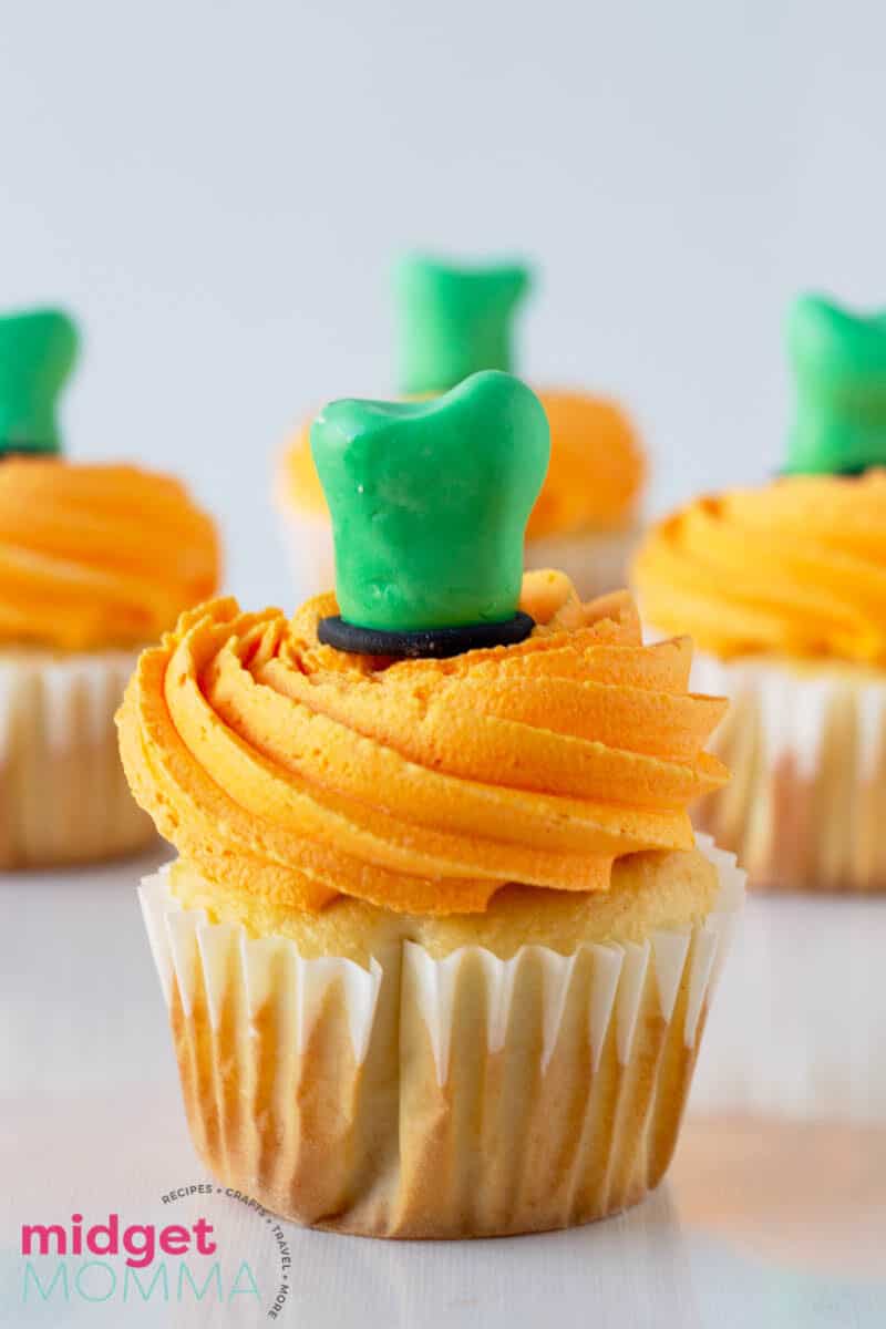 goofy hat cupcakes