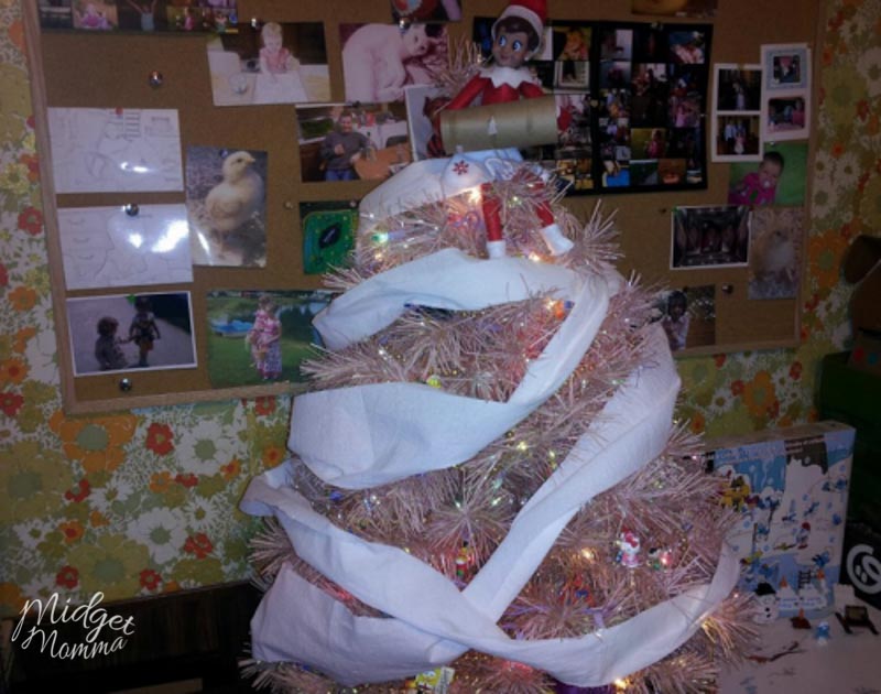 Funny elf on the shelf idea