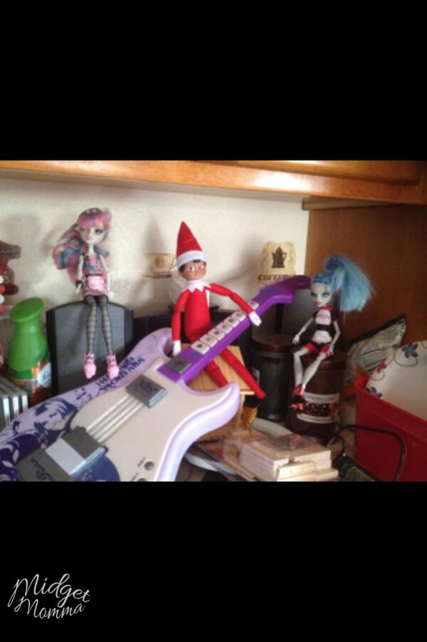 Easy Elf on the Shelf Ideas