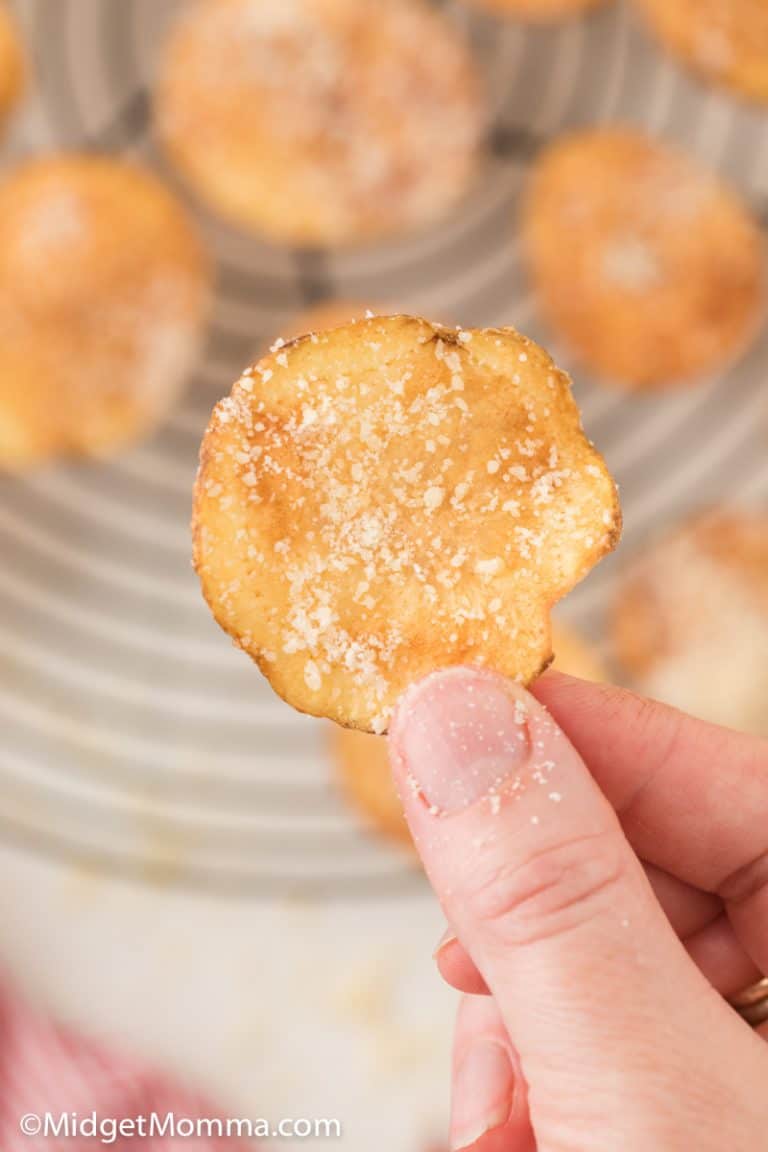 Garlic Parmesan Potato Chips • MidgetMomma