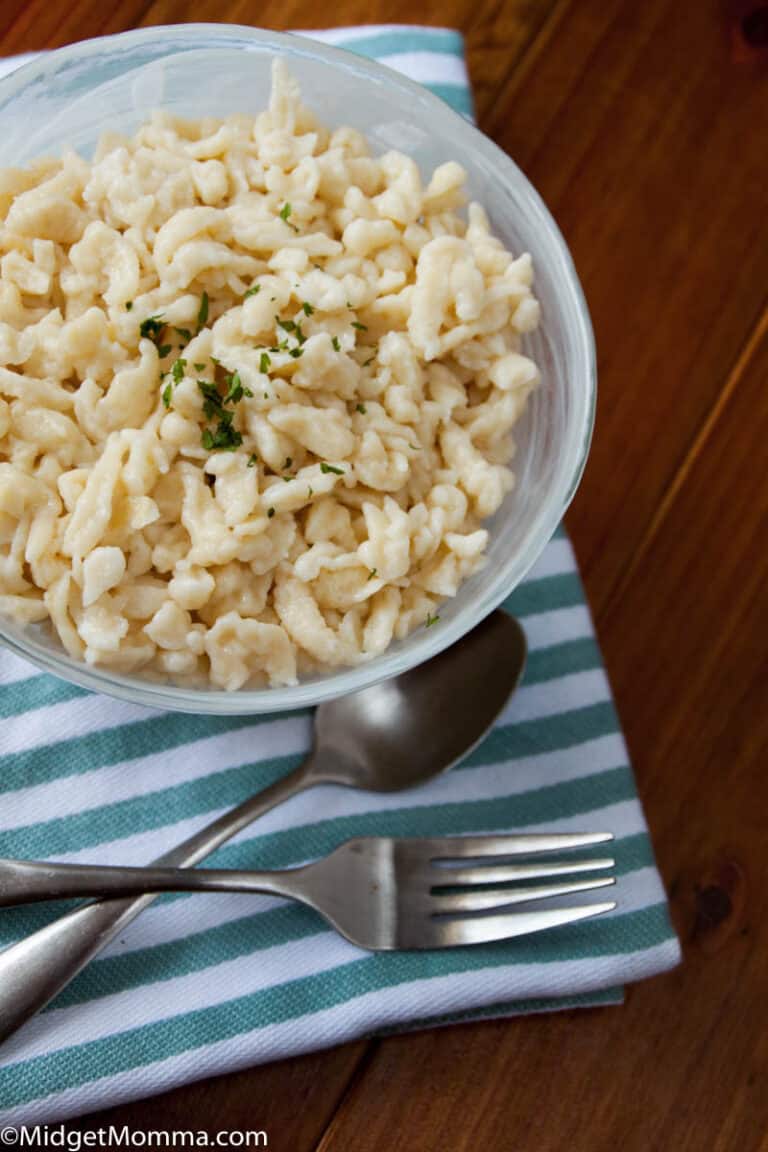 How to Make German Spaetzle •