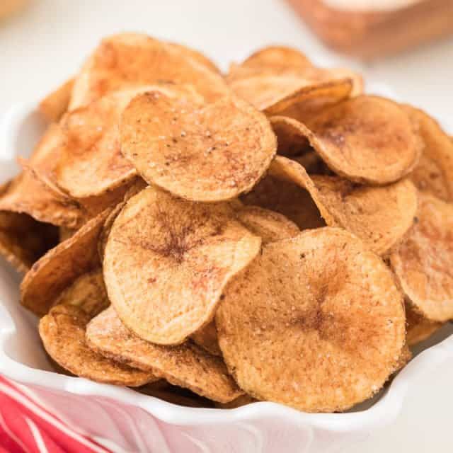 Homemade Potato Chips • MidgetMomma