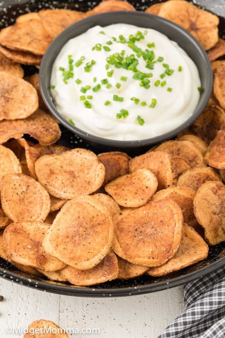 Black Pepper and Sea Salt Potato Chips • MidgetMomma