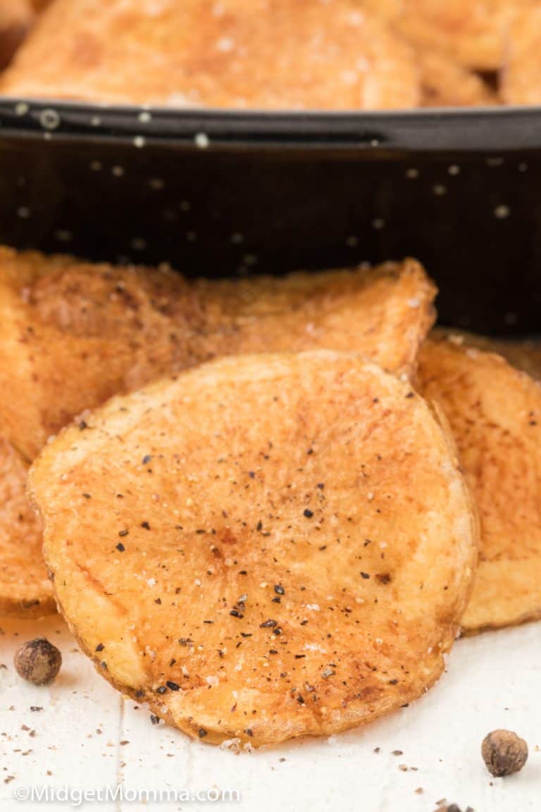 Black Pepper and Sea Salt Potato Chips • MidgetMomma