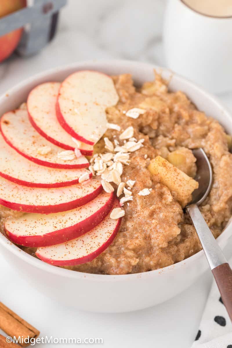 Close up photo of Apple Cinnamon Oatmeal in a bowl