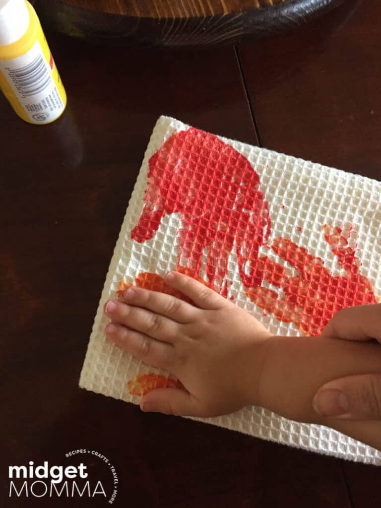 DIY Leaf Handprint Hand towels • MidgetMomma
