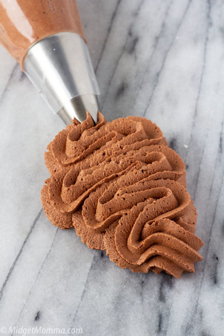 Bakery Style Chocolate Buttercream Frosting • MidgetMomma